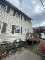 405 E Main St in West Newton, PA - Building Photo