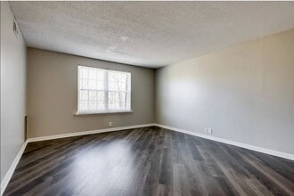 441 Harding Pl, Unit A13 in Nashville, TN - Building Photo - Building Photo