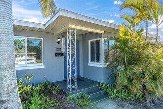 6618 3rd Ave N in St. Petersburg, FL - Building Photo - Building Photo