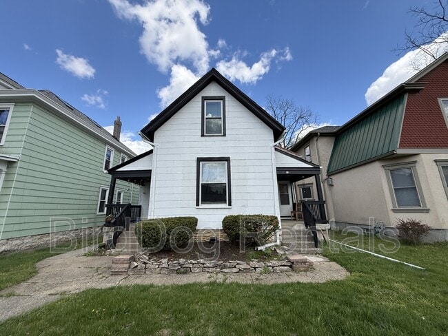 property at 82 E Maynard Ave