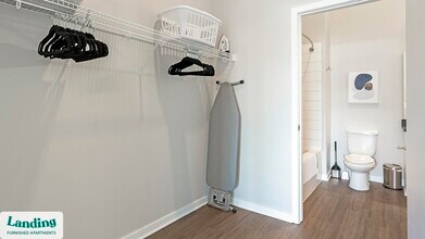 1600 NW 38th St, Unit 131 in Kansas City, MO - Foto de edificio - Building Photo