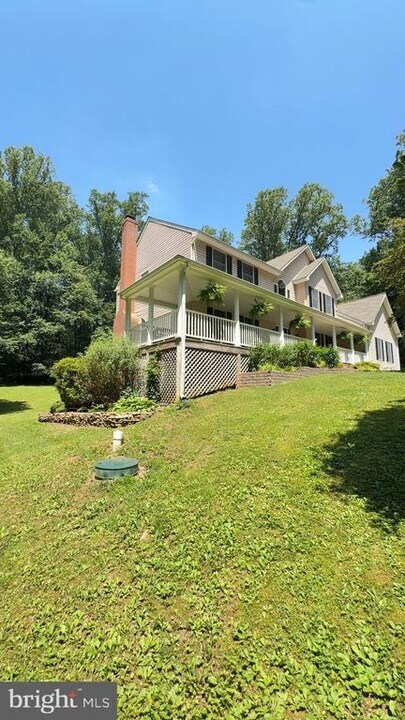 6900 Marriottsville Rd in Eldersburg, MD - Building Photo