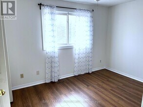 1232 Guelph Line in Burlington, ON - Building Photo - Building Photo