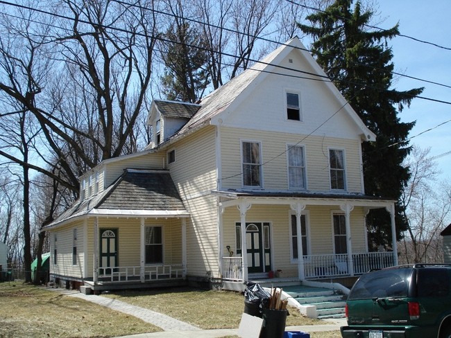 20 Frear Ave in Troy, NY - Foto de edificio - Building Photo