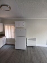 632-638 W 8th St in Long Beach, CA - Building Photo - Building Photo