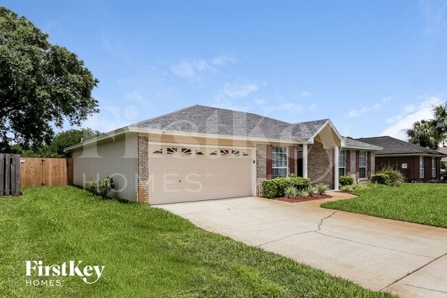 4636 Forest Glen Ct in Jacksonville, FL - Foto de edificio - Building Photo