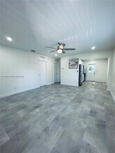 209 SW 1st Ct in Dania Beach, FL - Building Photo - Building Photo