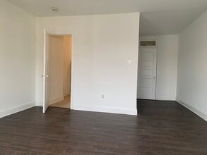 223 Briggs St, Unit 3A in Harrisburg, PA - Foto de edificio - Building Photo
