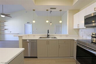 9005 Colby Dr in Ft. Myers, FL - Building Photo - Building Photo