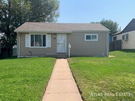 12 Zenobia St in Denver, CO - Building Photo