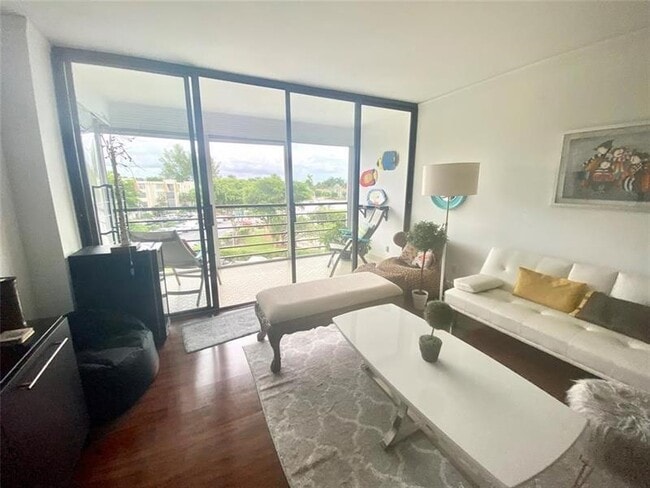 property at 20400 W Country Club Dr