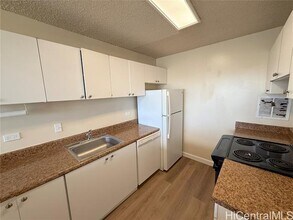 1805 Poki St in Honolulu, HI - Building Photo - Building Photo