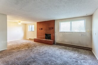 915 Camelot Ct, Unit 915 in Fort Collins, CO - Building Photo - Building Photo