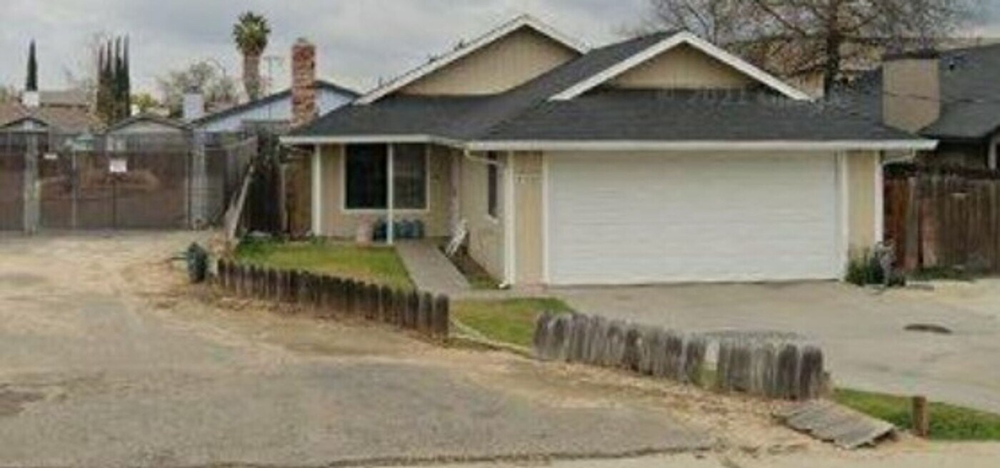 19800 Echo St in Hilmar, CA - Building Photo