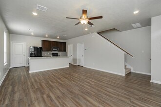 4089 Cross Park Dr in Bryan, TX - Building Photo - Building Photo