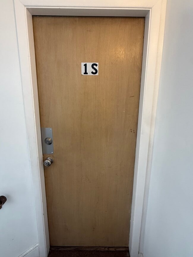 2124 14th Ave in Broadview, IL - Building Photo - Building Photo