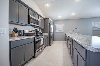 880 McKown Ln. in the Villages, FL - Building Photo - Building Photo