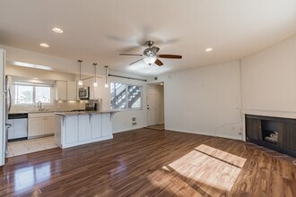 851 Cypress Ave, Unit A in Hermosa Beach, CA - Building Photo - Building Photo