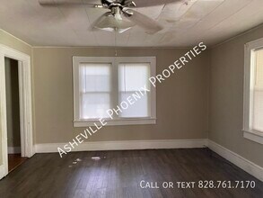 454 Fairview Rd in Asheville, NC - Building Photo - Building Photo