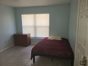 1115 E Oak St in Apopka, FL - Building Photo - Building Photo