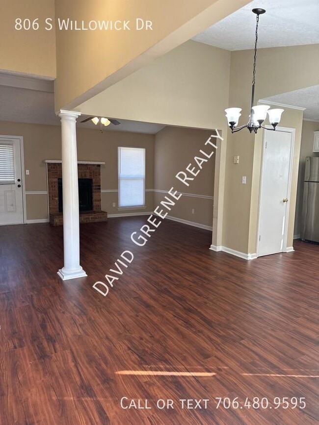 806 S Willowick Dr in Grovetown, GA - Building Photo - Building Photo