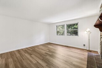 3705 Donaldson Dr NE in Atlanta, GA - Building Photo - Building Photo