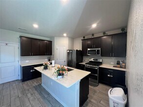 13720 Sugar Bush Path in Manor, TX - Building Photo - Building Photo