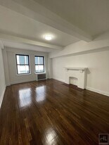 WEST 55 STREET in New York, NY - Building Photo