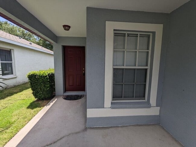 11732 Crest Creek Dr in Riverview, FL - Building Photo - Building Photo
