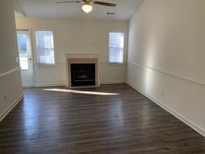 4320 Belcher St in Farmville, NC - Building Photo - Building Photo