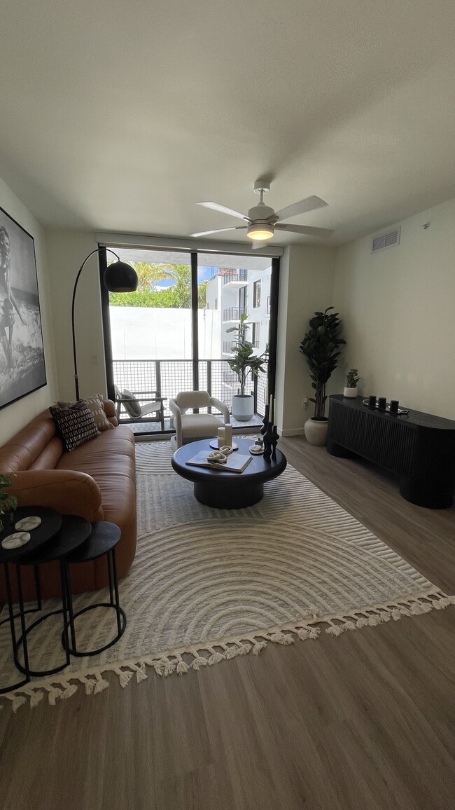 3016 NW 1st Ave, Unit B23 in Miami, FL - Building Photo - Building Photo