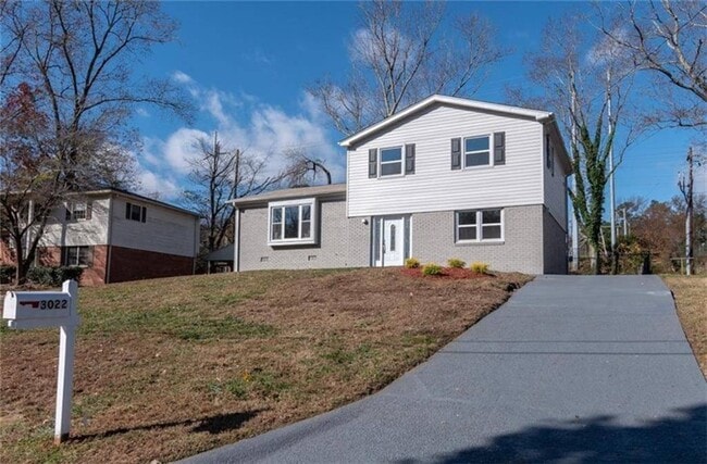 property at 3022 Trafalgar Way