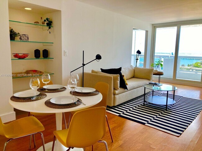 property at 1717 N Bayshore Dr