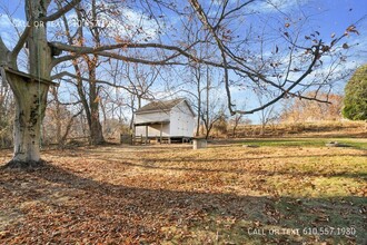 76 Covered Brg Trl in Newtown, PA - Building Photo - Building Photo