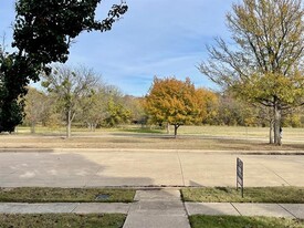 7763 Park Trails Dr in Fort Worth, TX - Building Photo - Building Photo