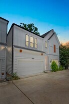 909 Oak St in Houston, TX - Building Photo