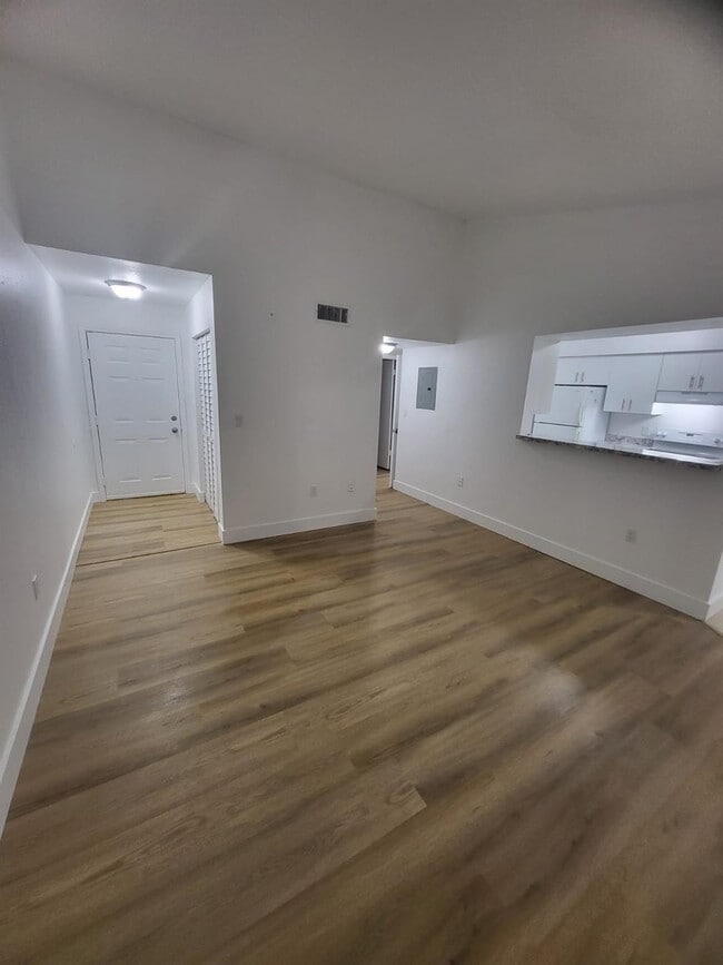 property at 2622 NW 33rd St