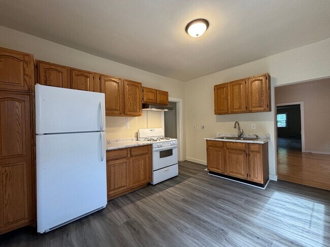 385 Toronto St in St. Paul, MN - Building Photo - Building Photo