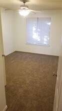 819 W Piedmont Pl in Fayetteville, AR - Building Photo - Building Photo