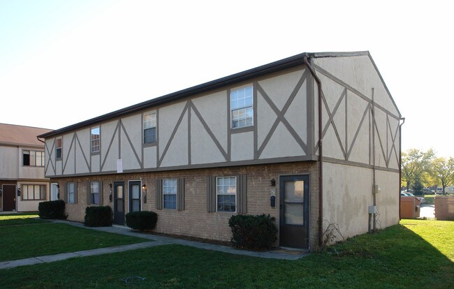 1619-1625 Harvester Ln in Columbus, OH - Foto de edificio - Building Photo