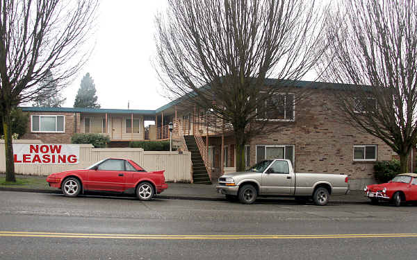 Westcrest Apartments Photo