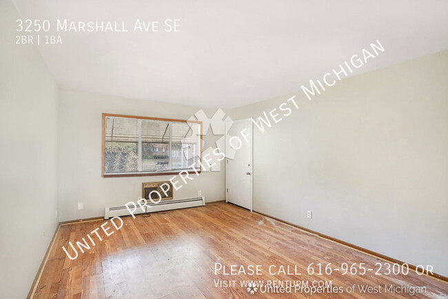 3250 Marshall Ave SE in Grand Rapids, MI - Building Photo - Building Photo