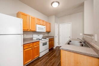 Overlook at Valley Ridge Apartments in Indianapolis, IN - Foto de edificio - Interior Photo