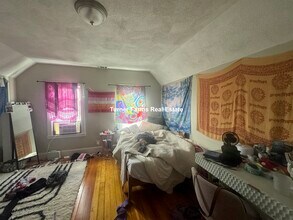 14 Dow St, Unit 2 in Somerville, MA - Building Photo - Building Photo