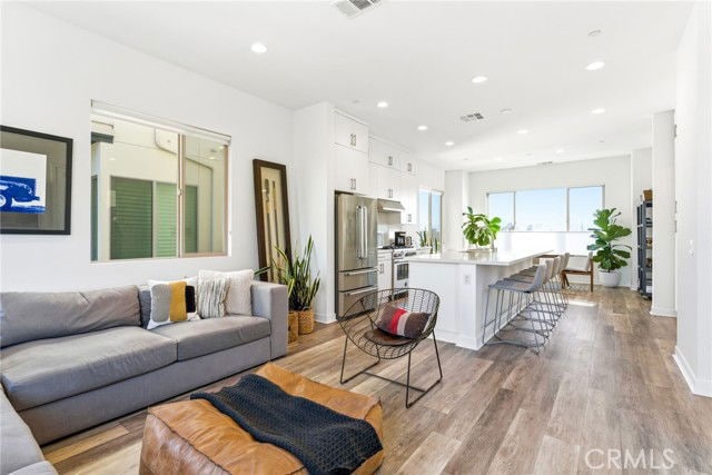 property at 70 Ebb Tide Cir