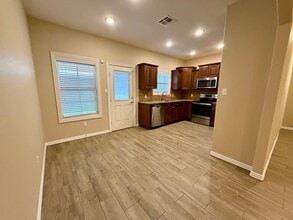 6608 Leightyn Ln in Fort Smith, AR - Building Photo - Building Photo