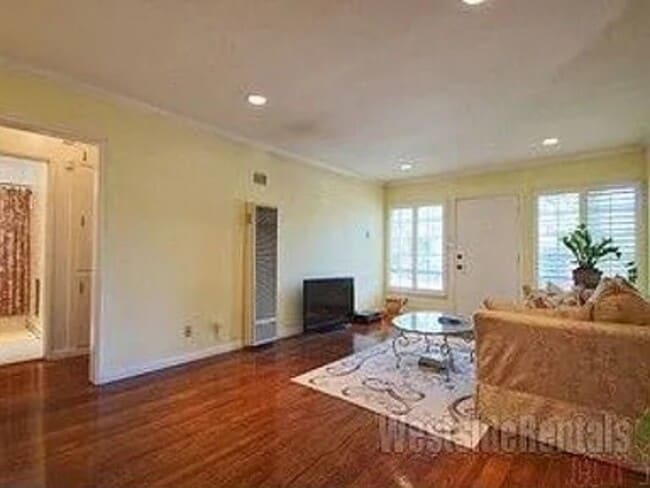 property at 10823 Whipple St