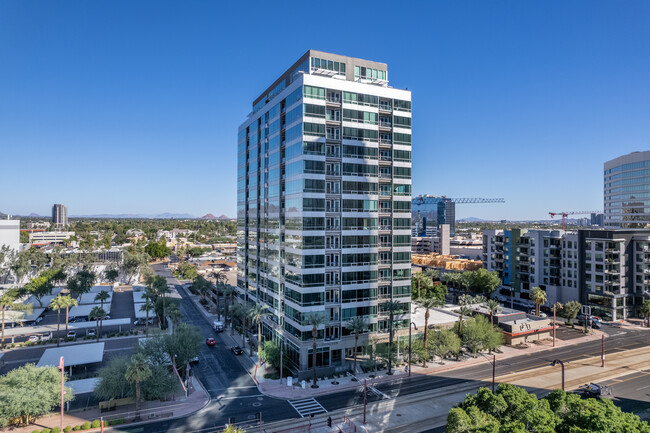 One Lexington in Phoenix, AZ - Building Photo - Building Photo