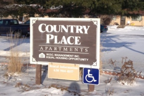 Country Place Apartments in Earlville, IL - Foto de edificio