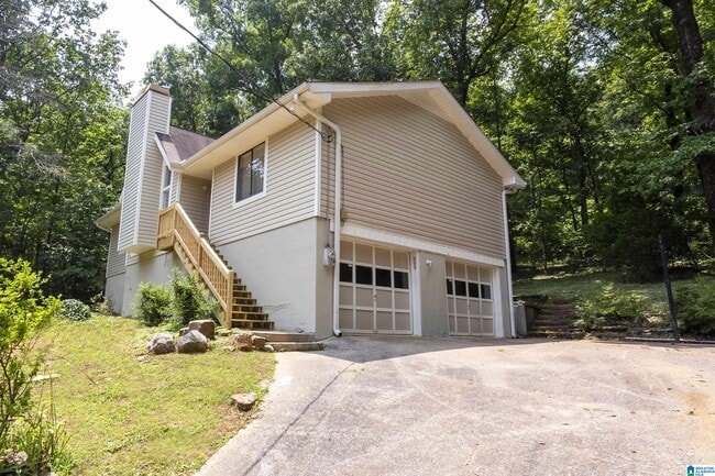 9024 Village Mountain Cir in Pinson, AL - Building Photo - Building Photo